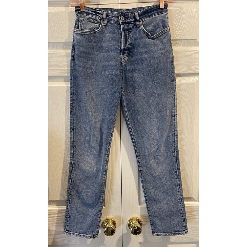 And Denim Brand Women’s denim blue jeans straight taper Size 28